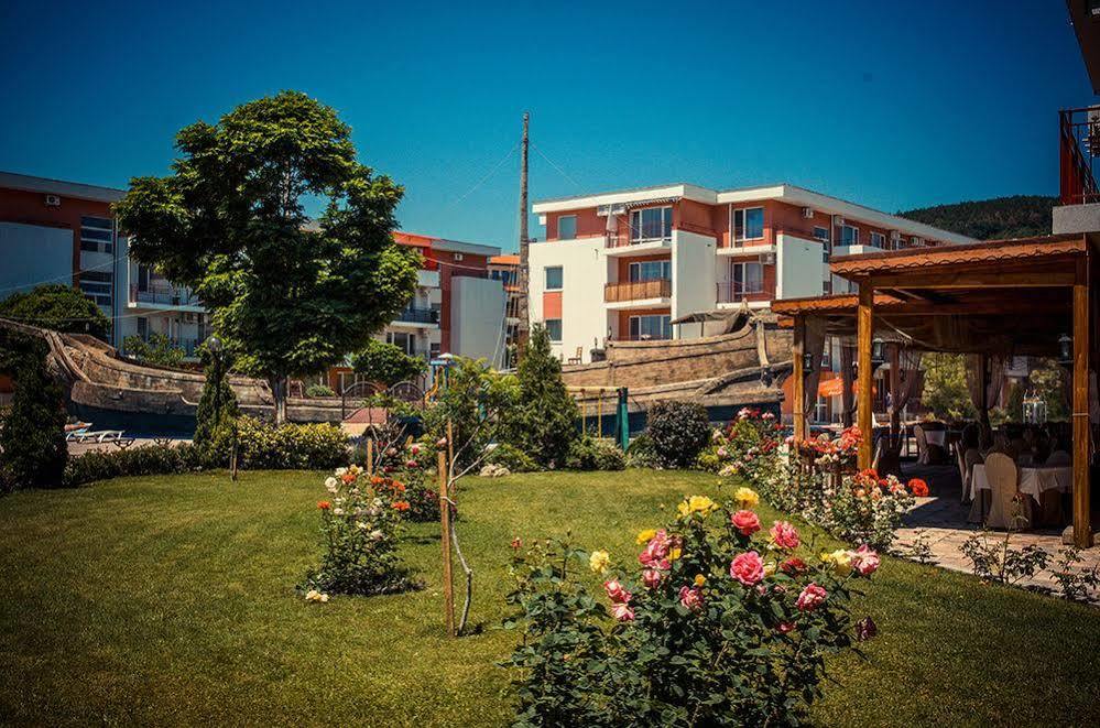 Privilege Fort Beach - Menada Apartments Elenite Exteriör bild